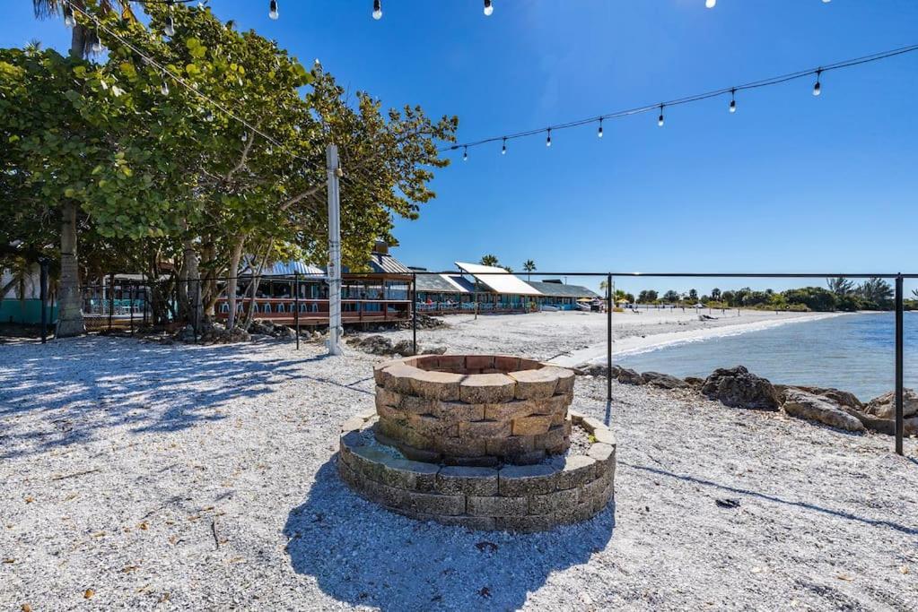 Your Stay On The Bay! Ruskin Exterior photo